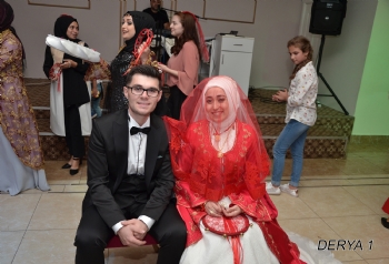 Derya 1 Kına Fotoğrafları
