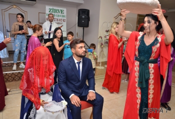 Derya 1 Kına Fotoğrafları