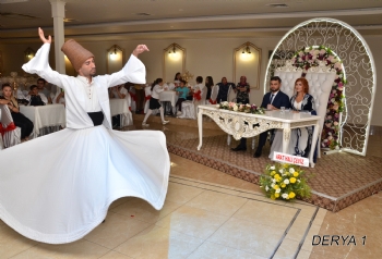 Derya 1 Kına Fotoğrafları