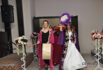 Derya 2 Kına Fotoğrafları