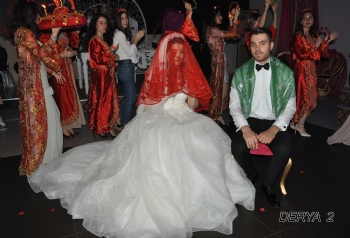 Derya 2 Kına Fotoğrafları
